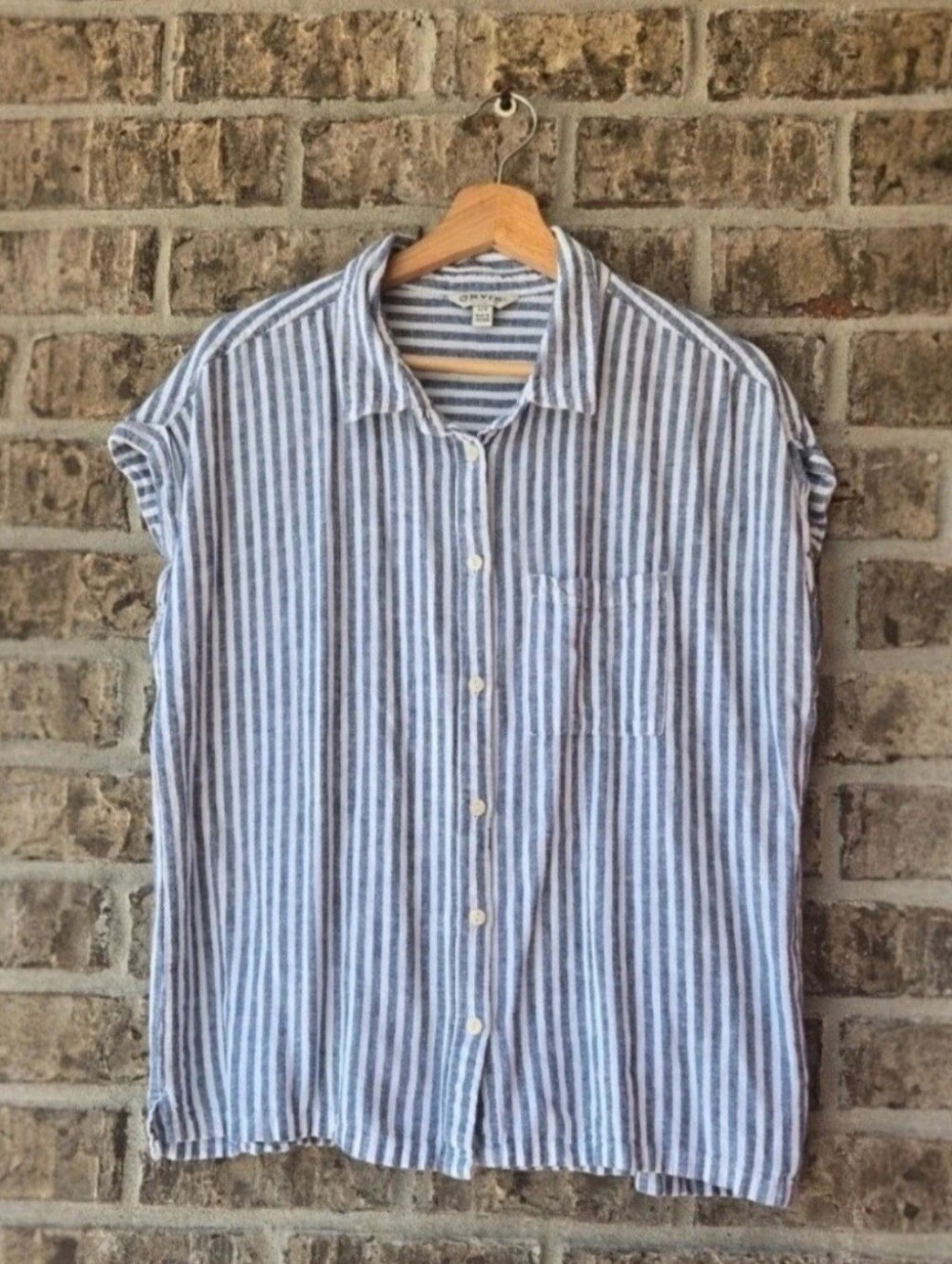 Orvis Blue and White Vertical Stripe Casual Button-Down Shirt / Size L